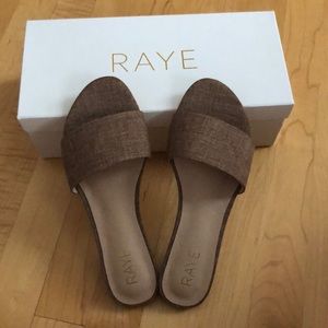 RAYE Sandal